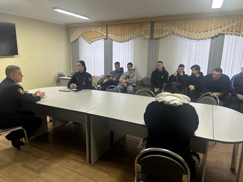 Полицейские встретились со студентами двух учебных заведений Камчатского края